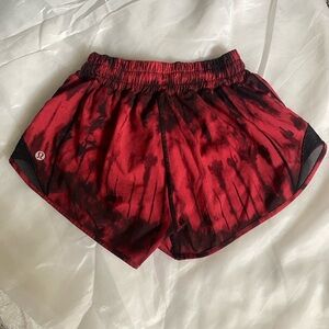 lululemon hotty hot shorts